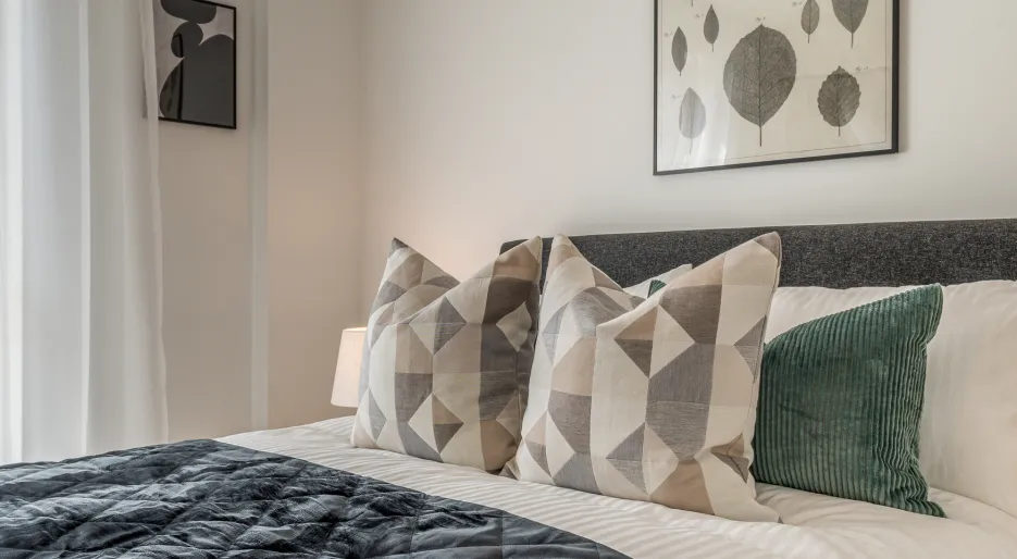 Lampton Parkside - 1 bedroom - L shape 