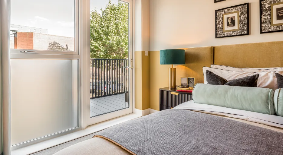 Kew Bridge Rise - 2-bed 1-bath