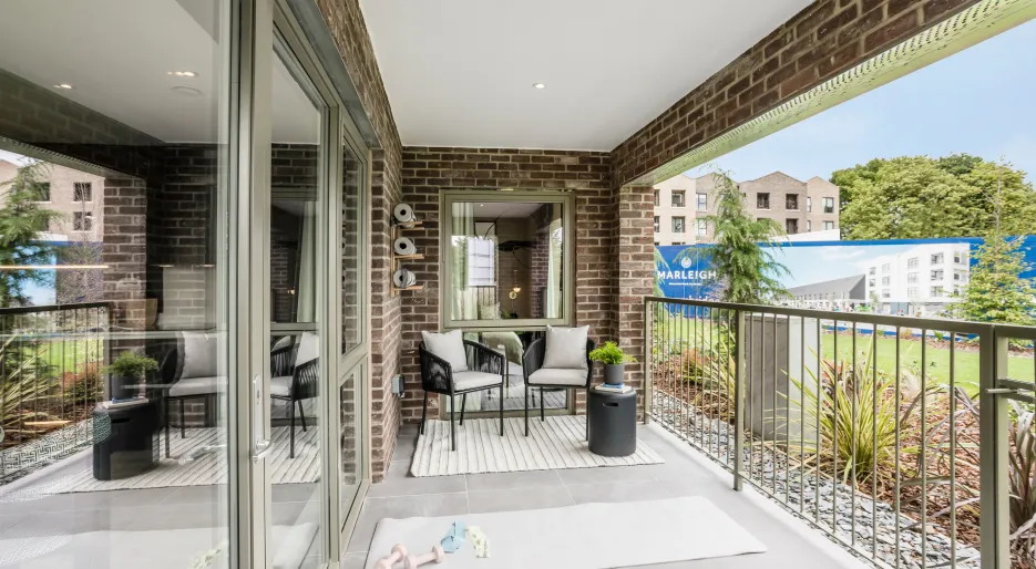 Marleigh Park 2 beroom showhome, balcony