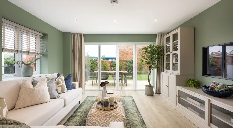 5 bedroom show home, living