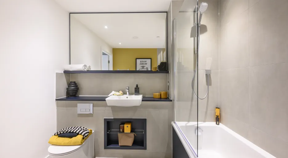 Lampton Parkside 3-bedroom apartment 