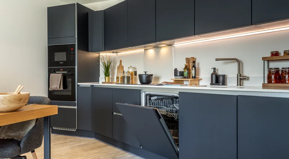 Lampton Parkside - Apartment F1.89 - 2-bedroom 2-bathroom - kitchen/living/dining 