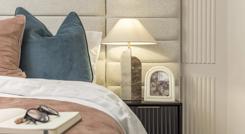 Nexus - Sales Suite Show Apartment - Principal bedroom 