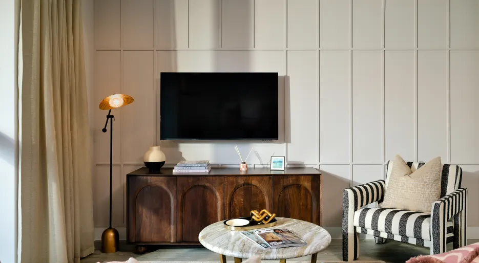 Nexus - Sales Suite Show Apartment - Kitchen/living/dining