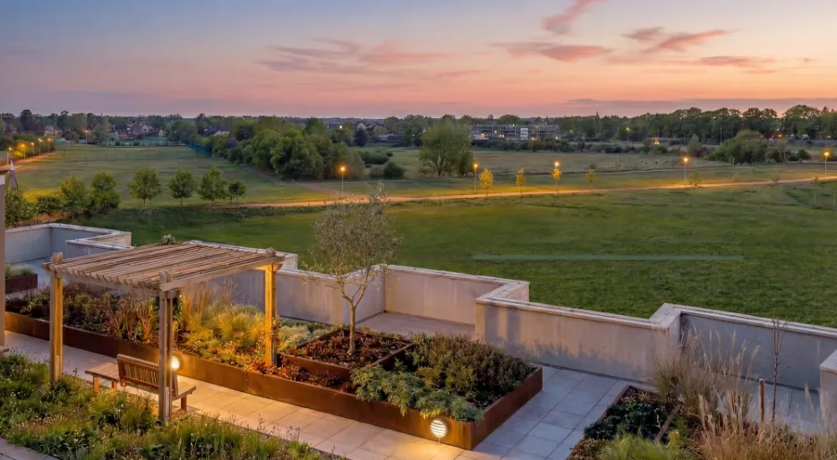The Icon Rooftop Garden - Knights Park, Eddington 
