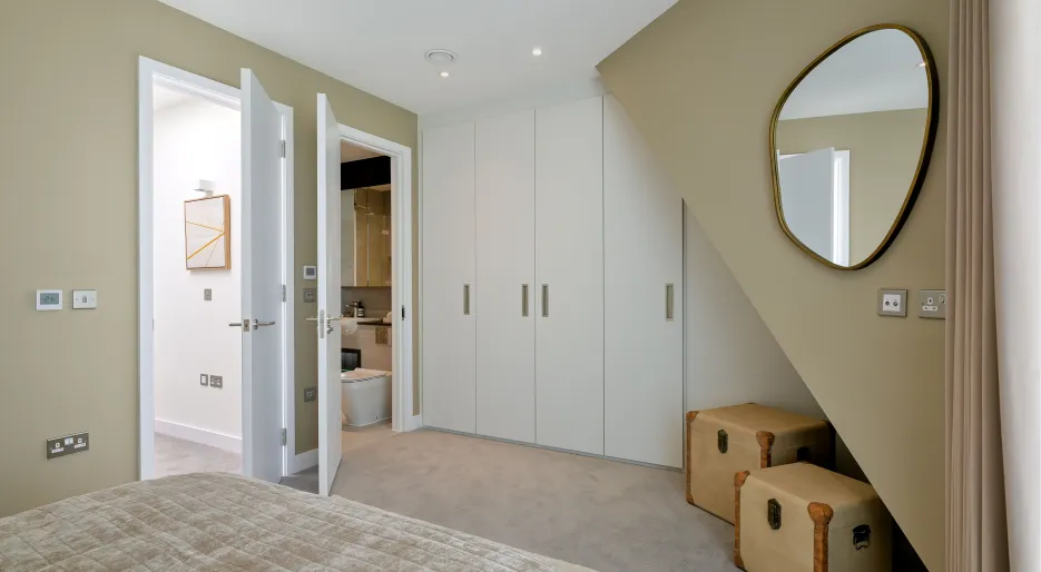 Athena, Plot 7, Principal Bedroom Wardrobes