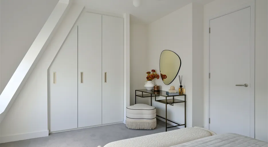 Athena, Plot 7, Principal Bedroom fitted wardrobes
