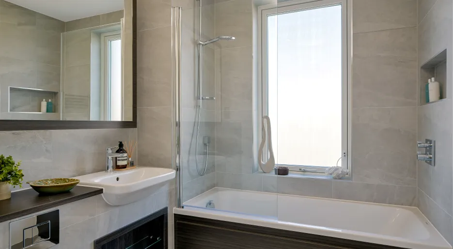 Athena, Plot 7, Bathroom