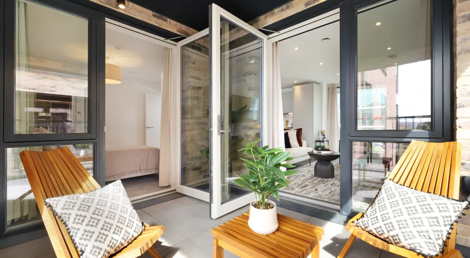 Canalside - Plot 198 Balcony