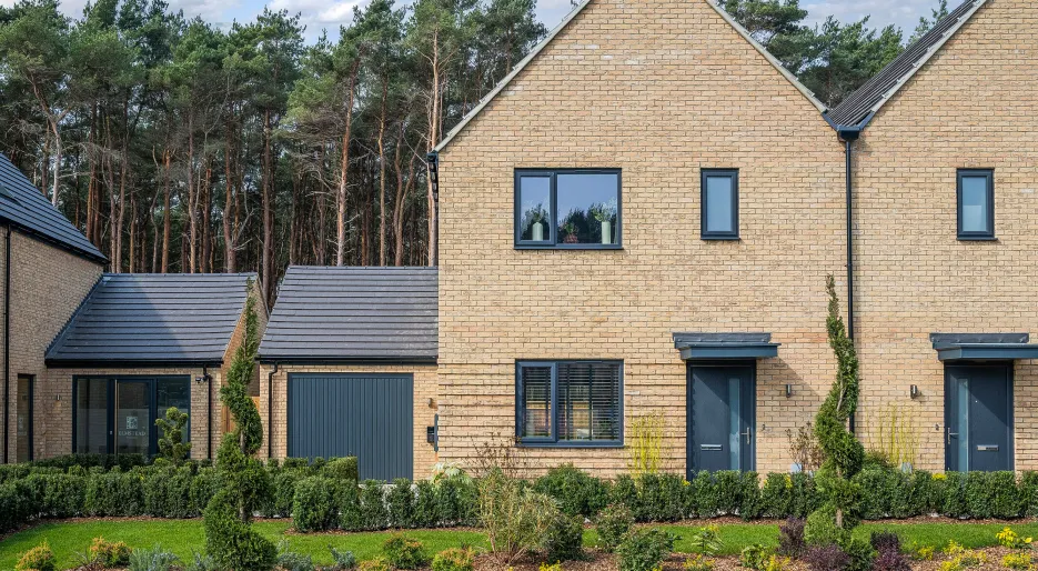 Elmstead - Bookham 3 Bed - Externaljpg.jpg