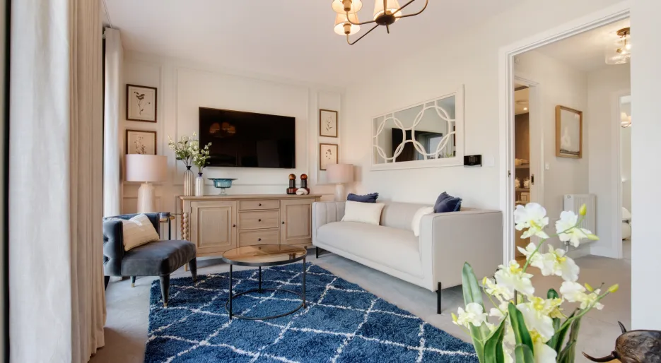 Kingsley Park - Plot 9 The Holly - Family Room v2.jpg