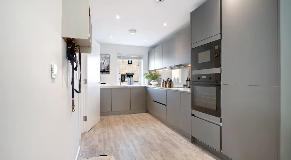 Kingsley Park - Plot 9 The Holly - Kitchen (1).jpg