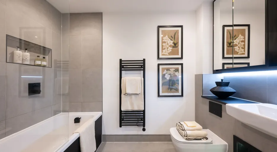 Icon, Plot 90, Bathroom