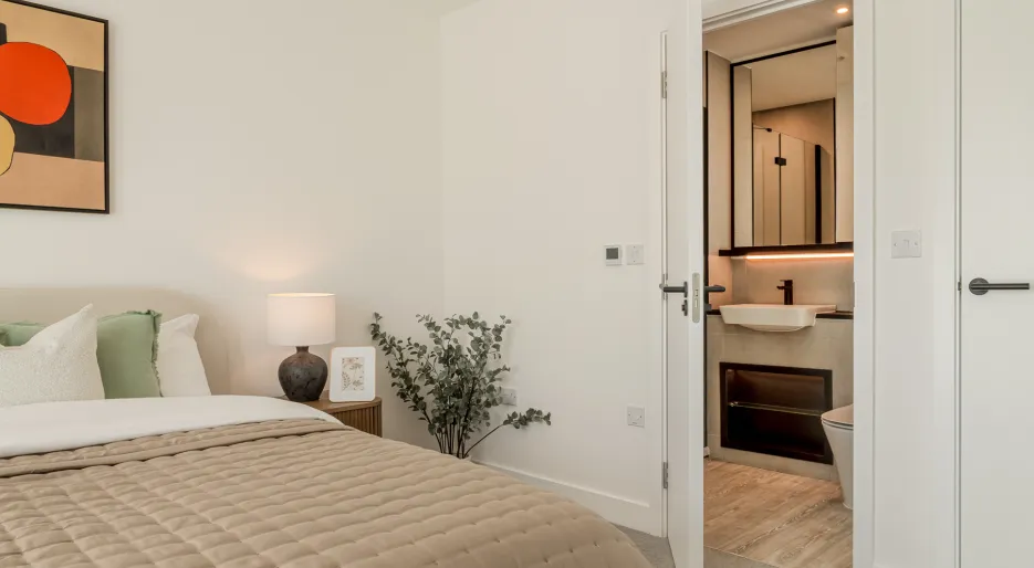Kew Bridge Rise, Apartment 105, Wren House, 2-Bedroom, Principal Bedroom Detail Shot 