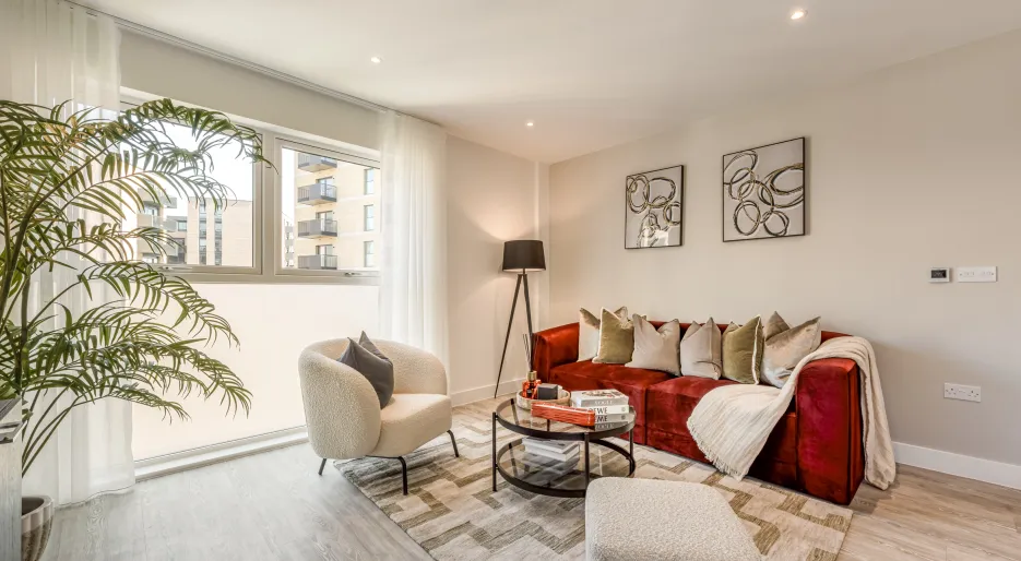 Kew Bridge Rise, Apartment 52,Living