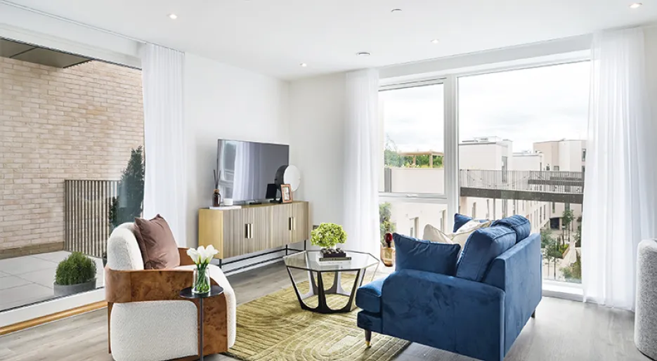 PLOT 102 THE ICON - Living