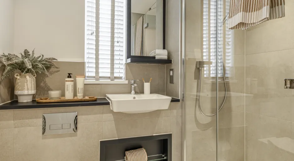 Lampton Parkside, 2 bedroom duplex, en-suite