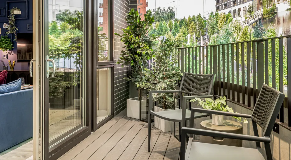 DG_Balcony