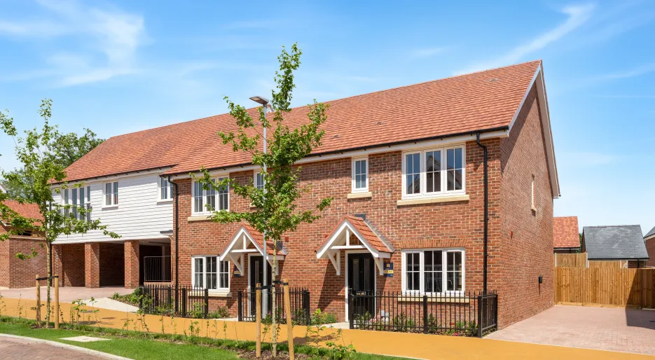 HARTLEY ACRES EXTERNALS, 68-72