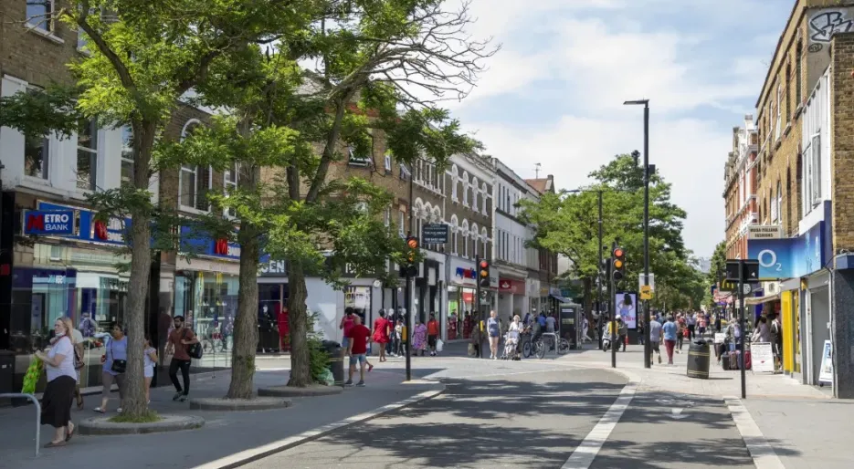 vb1868916_High Street-09.jpg (1)