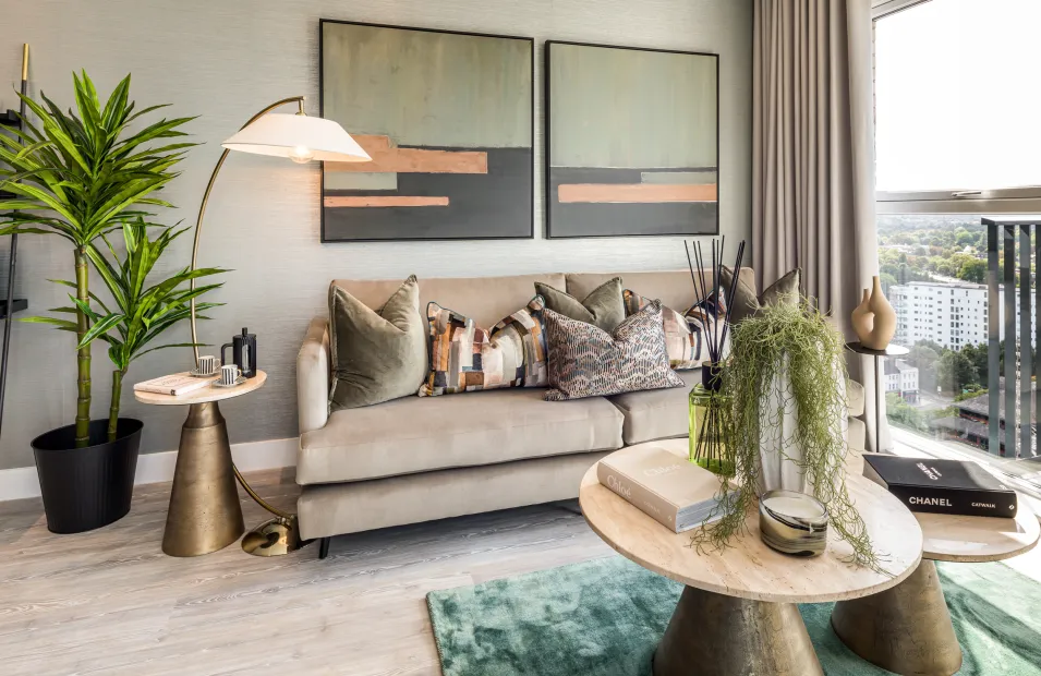 Kew Bridge Rise 2 bed living room 