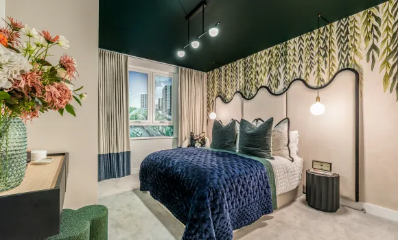 Dagenham 2 bed - principal bedroom