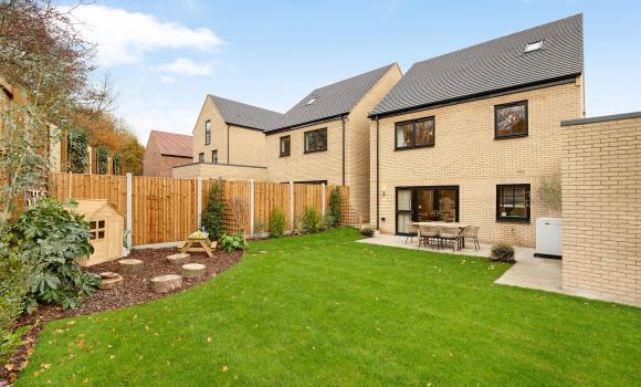 Kingsley Park - Number 7 Elm Garden