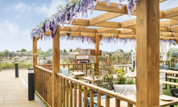 Victors, Canalside Quarter