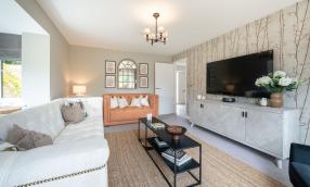 Capstone Fields - 5 bed show home