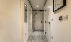 Dagenham Green 1 bed show apartment