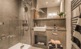 B04 Bathroom Marleigh