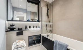 Show Apartment No.70 - Contemporary Bathroom