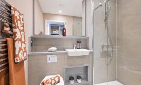 The Eliot, number 17_bathroom