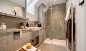 Kingsley Park - bathroom