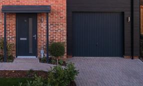 Hollymead Square, External Features