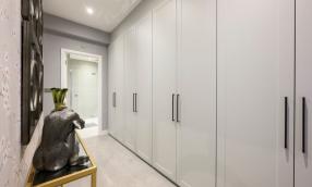 Millside Grange, Number 2, Wardrobes