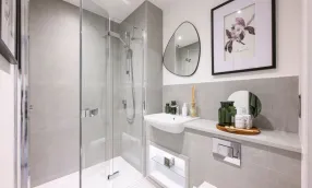 Millside Grange, Number 2, Shower