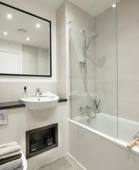 Rayners Green Bathroom