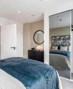 Show Apartment No.70 - Principal Bedroom