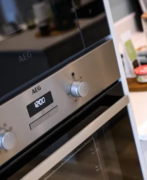 Hollymead Square - Oven