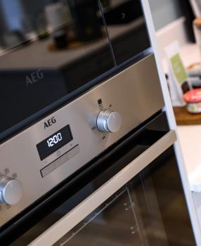 Hollymead Square - Oven