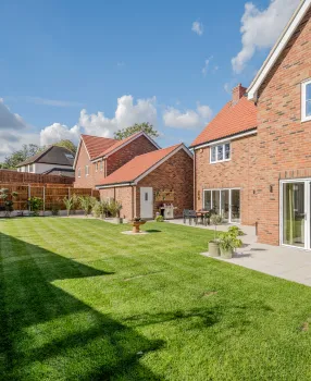 Abbotts Chase, Plot 2, garden