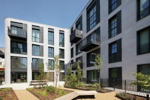 Rubicon Building C interior courtyard