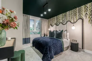 The Empire, Apartment 931