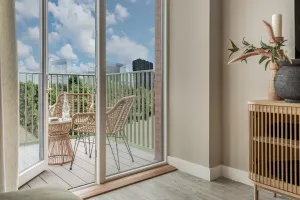 The Empire, Apartment 925