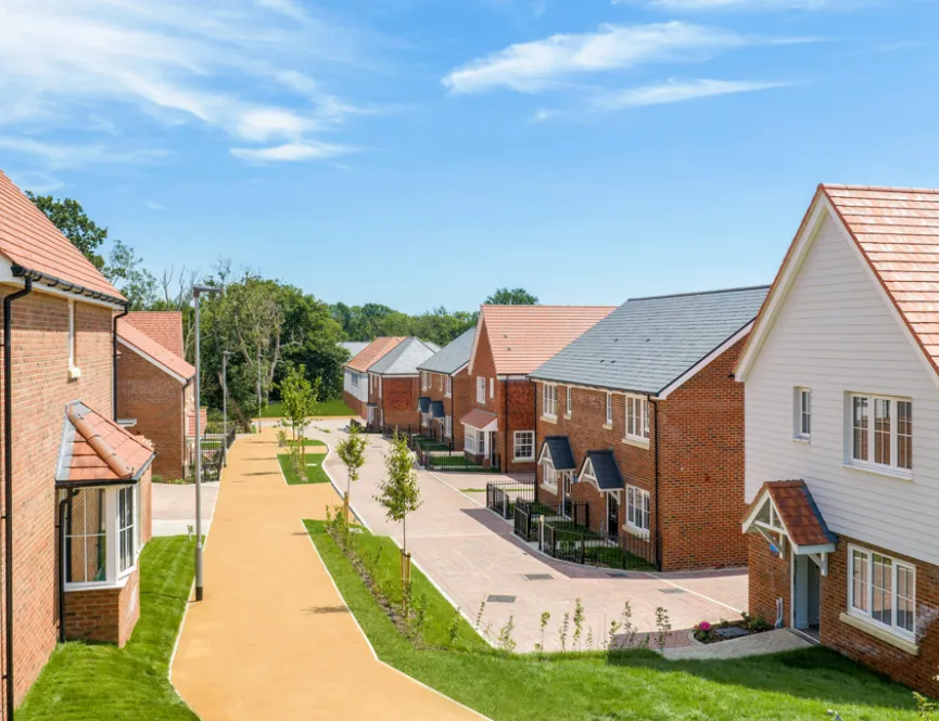 HARTLEY ACRES EXTERNALS, Street Scene