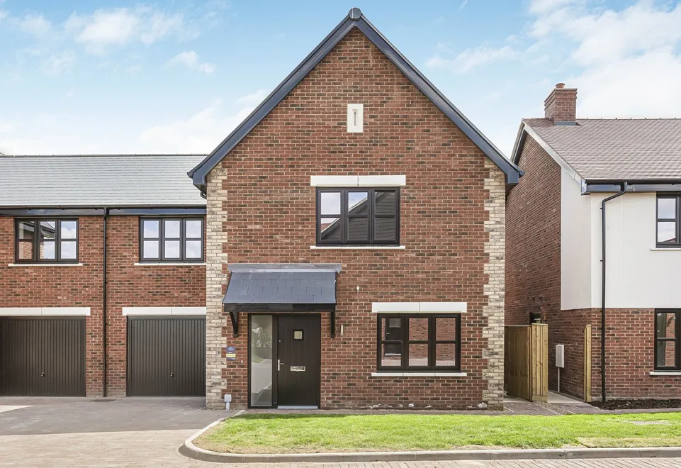 The Thorpe, Number 8