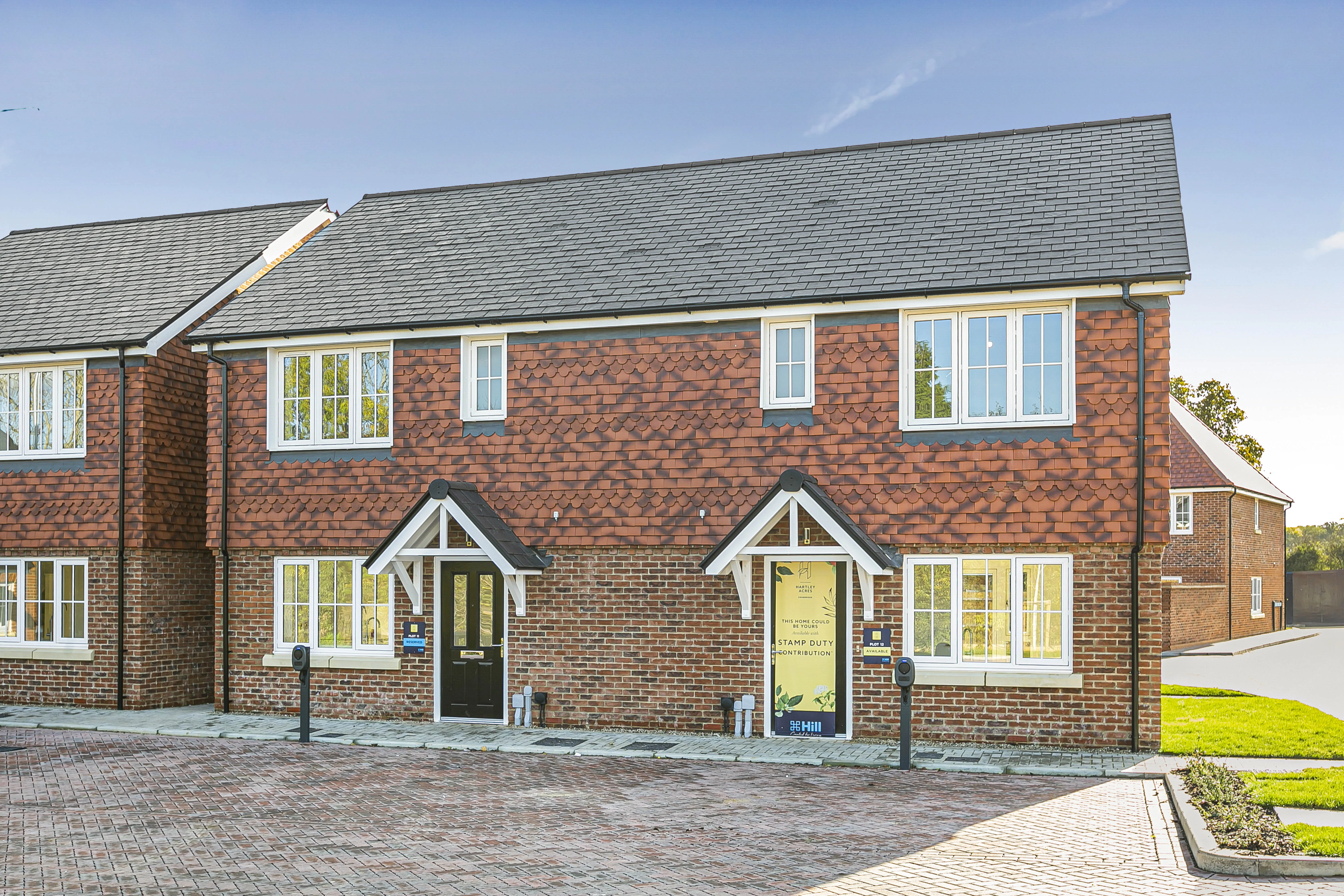 Hartley Acres, The Beacon Externals